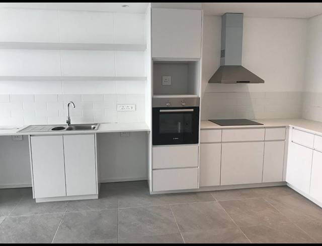 2 BEDROOM PROPERTY TO RENT IN WOODSTOCK